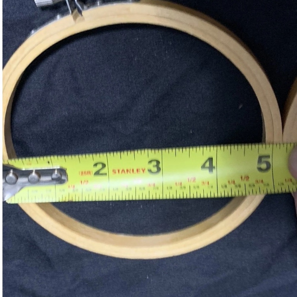 4 Wood Embroidery Hoop, Screw Closure 2-5” & 2-3” - Picture 6 of 7